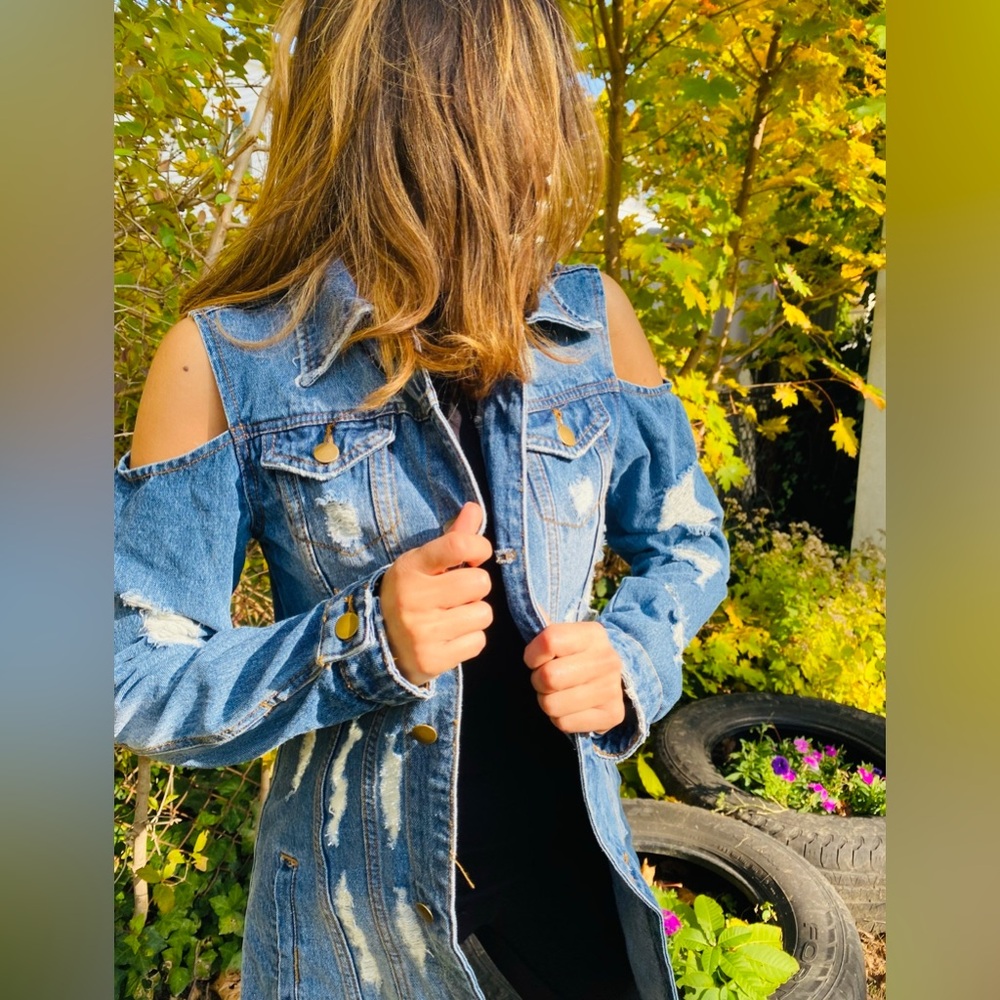 Jean jacket distressed
